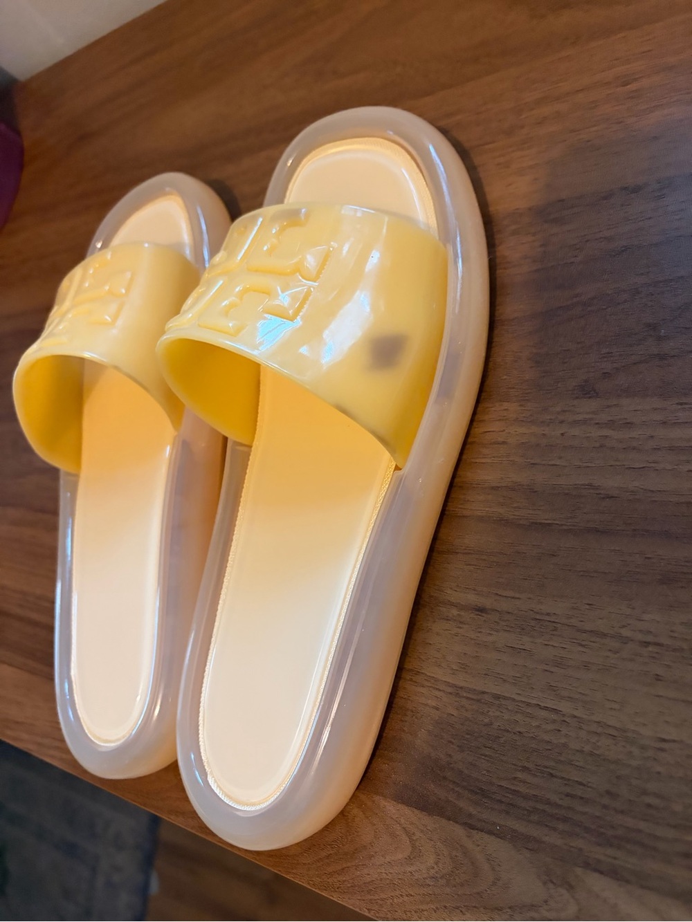 Tory Burch Lemon Yellow Jelly Slide Sandals - Picture 3 of 4